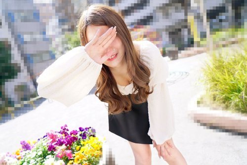 110723 01 - Cô gái nghiệp dư gợi tình và giỏi quan hệ tình dục